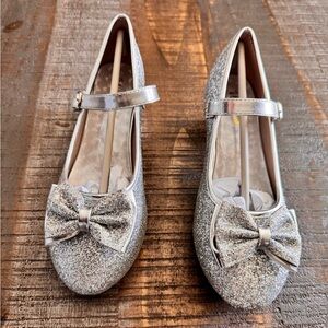NWT Walofou Flower Girls Wedding Party Heel Princess Shoes for Kid Size 4 Silver